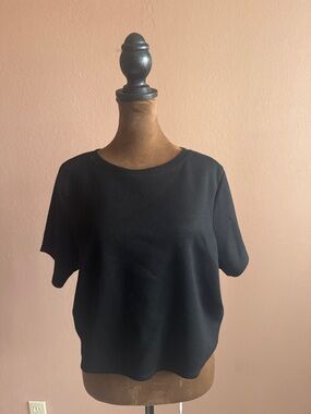 Everyday Black Short Sleeve Crewneck Tee